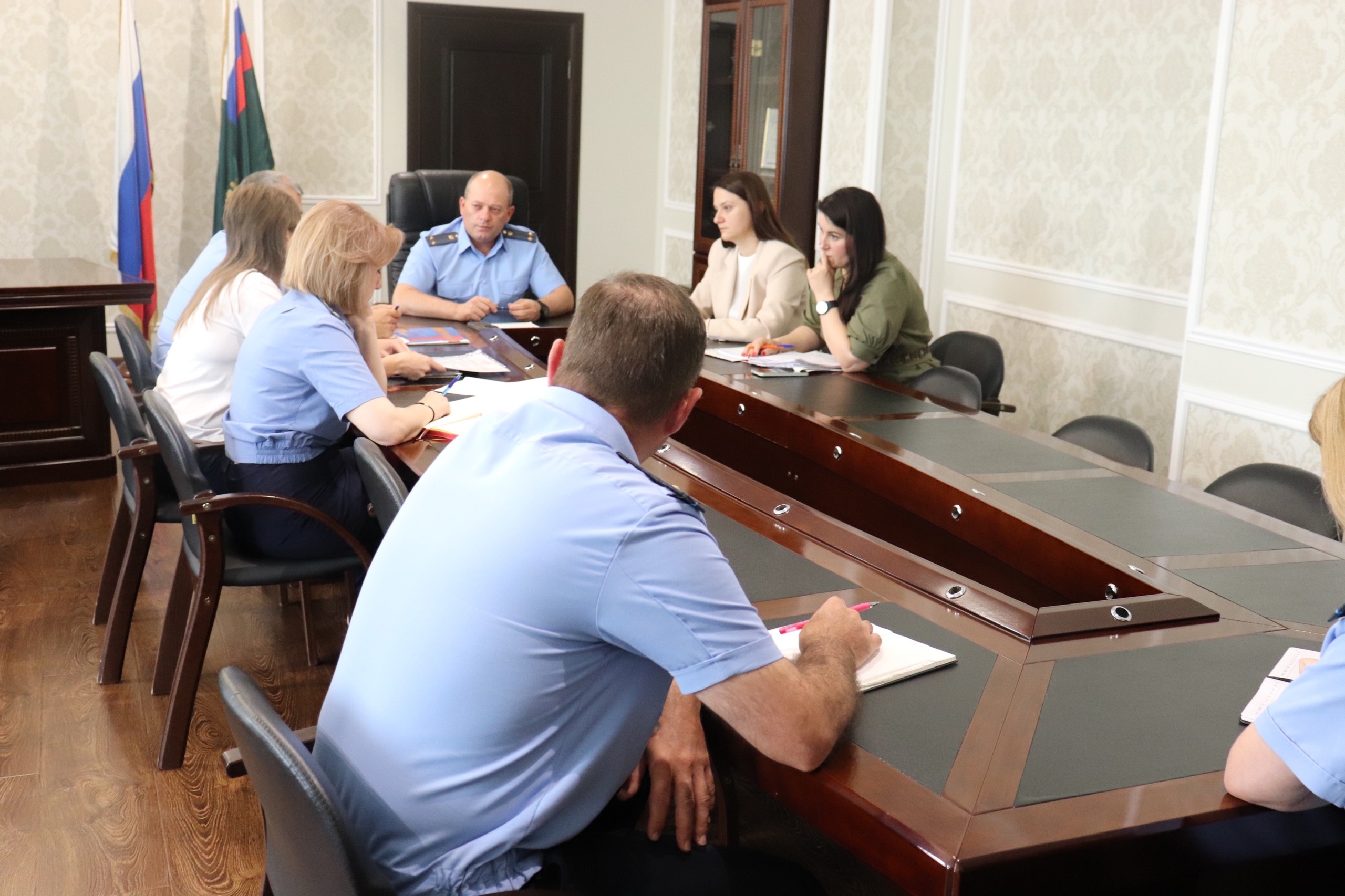 Всероссийская неделя правовой помощи по вопросам защиты интересов семьи.