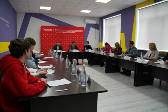 Заседание Республиканского Координационного Совета по взаимодействию с Движением Первых при Главе Карачаево-Черкесской Республики.